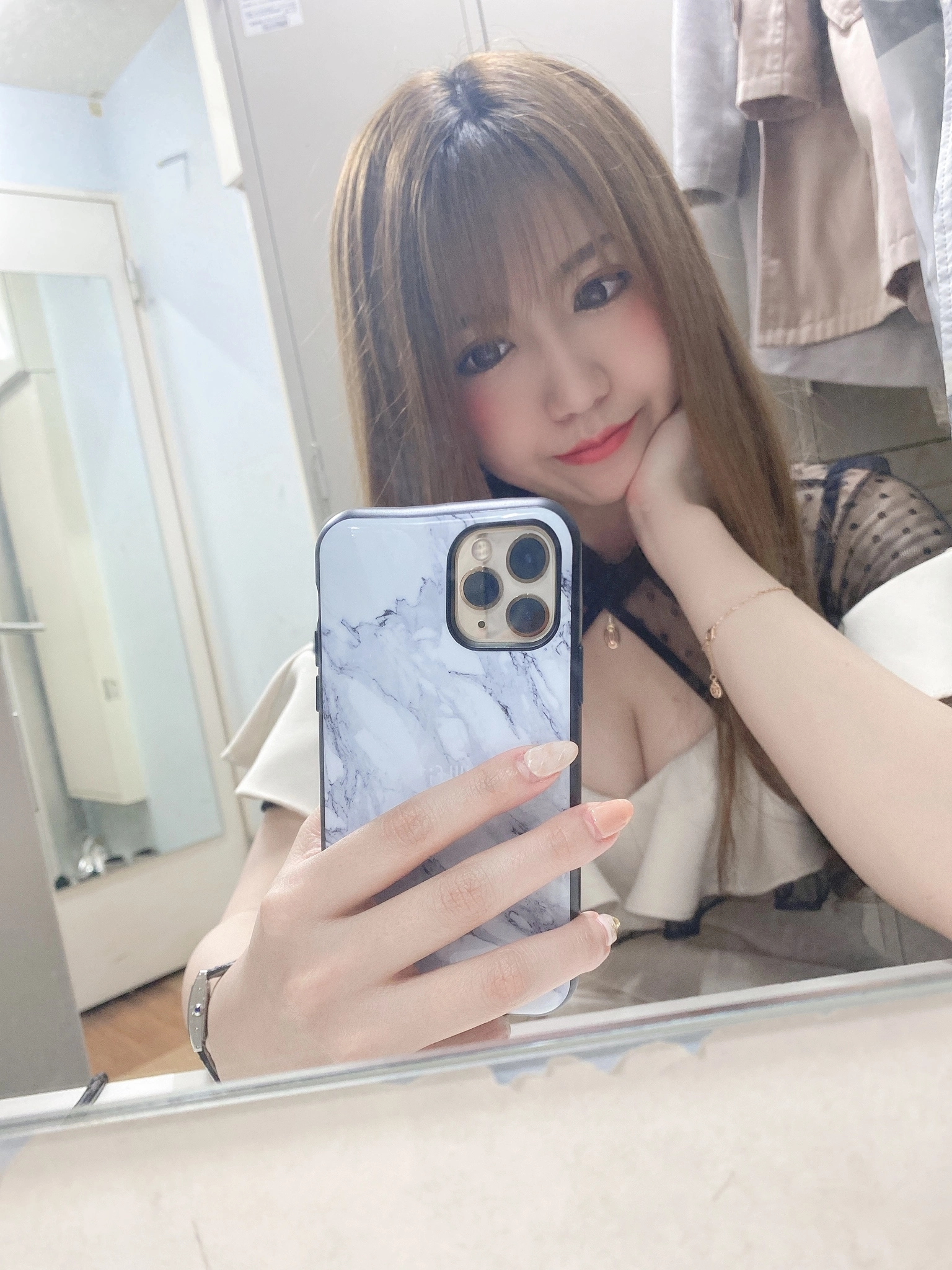 あや