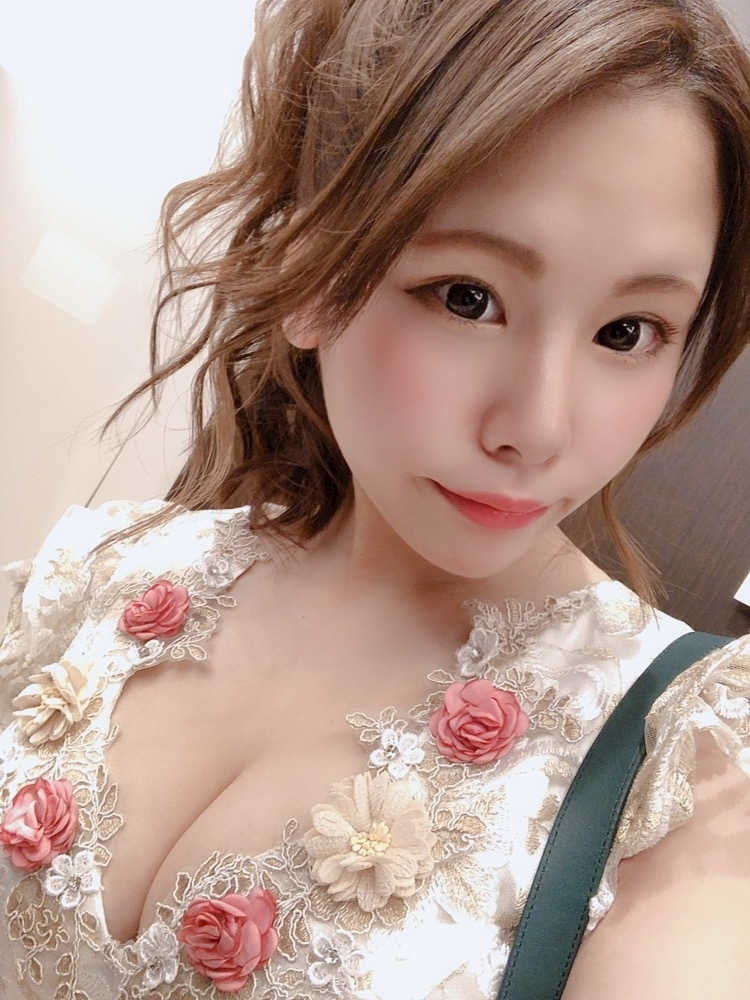 亜紗倉 しづか