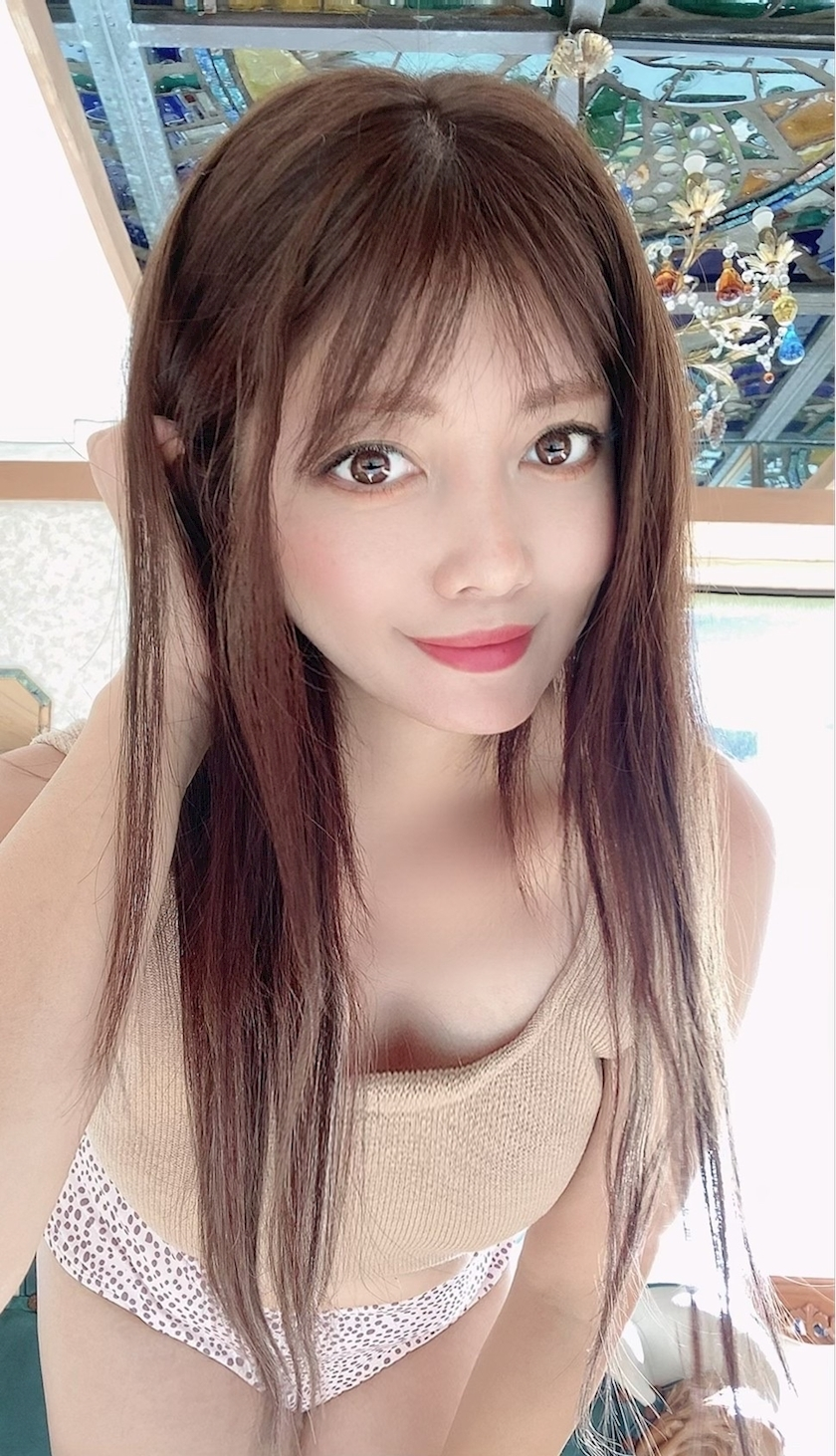 妃 えりな