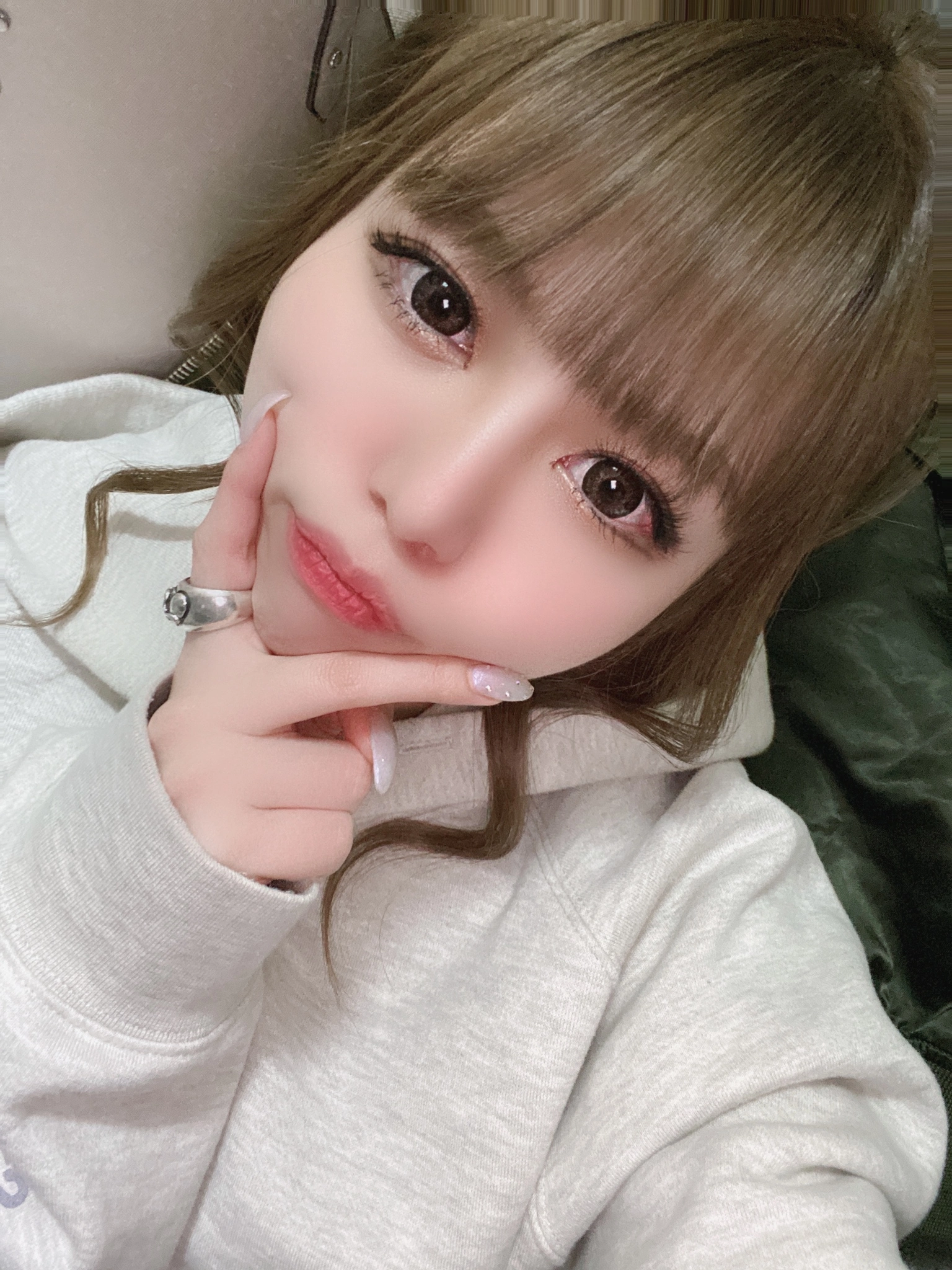 宇佐美 みみ