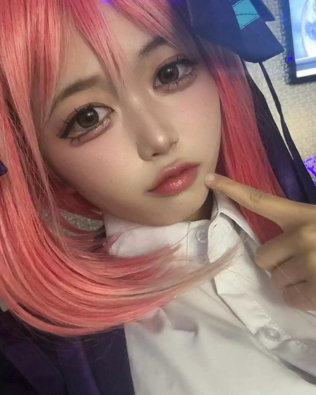 にこ