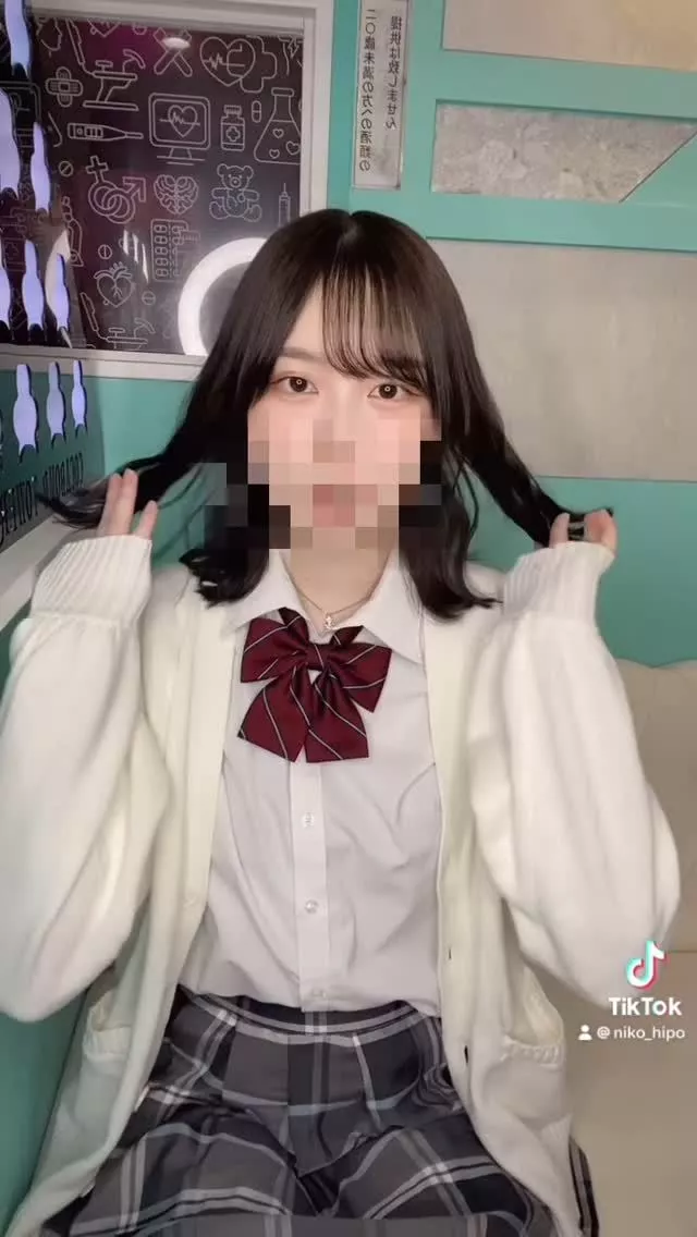 にこ