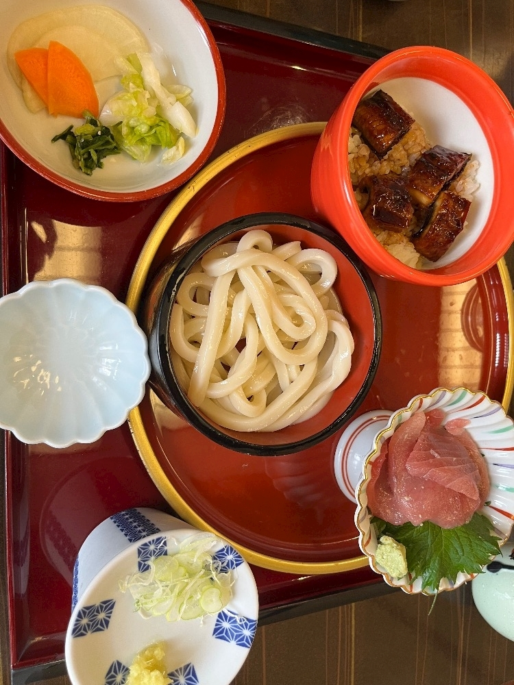 あや