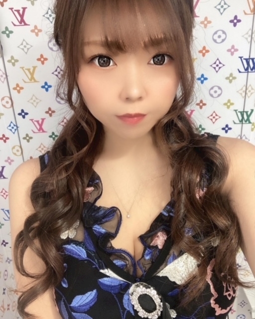 夏樹 あや