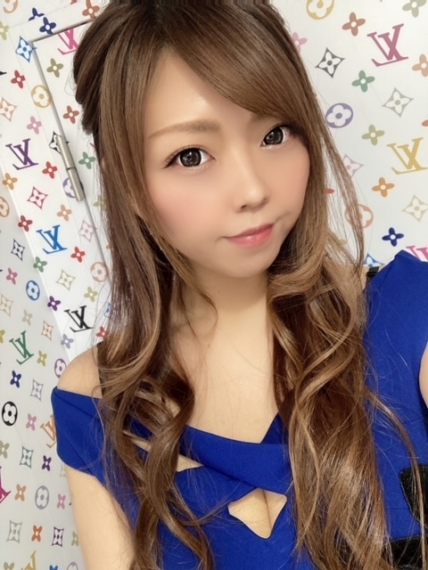 夏樹 あや