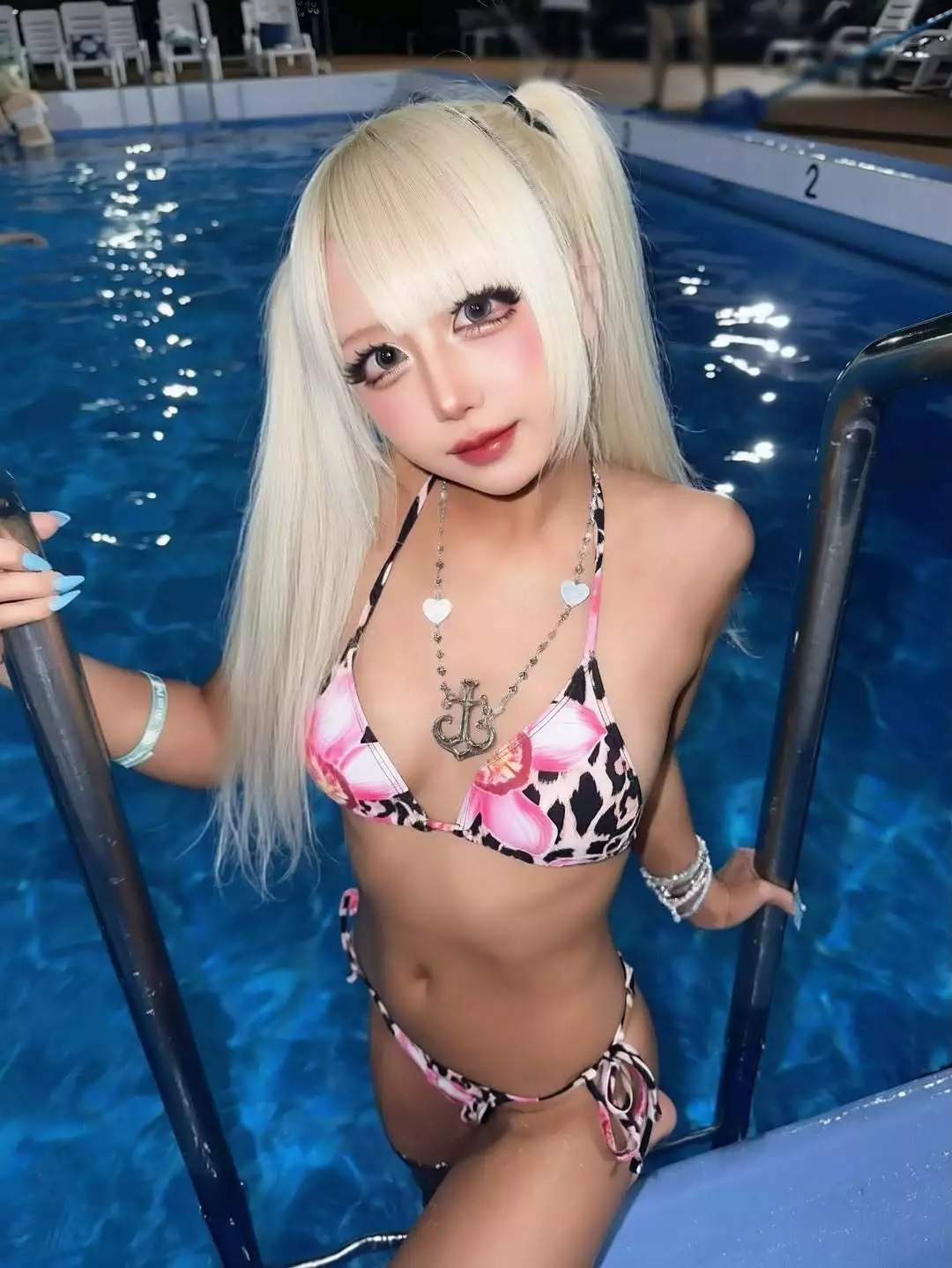 代表あむめう