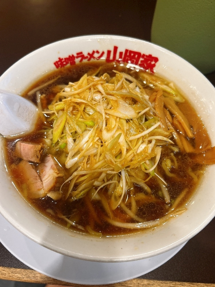華咲 えみり