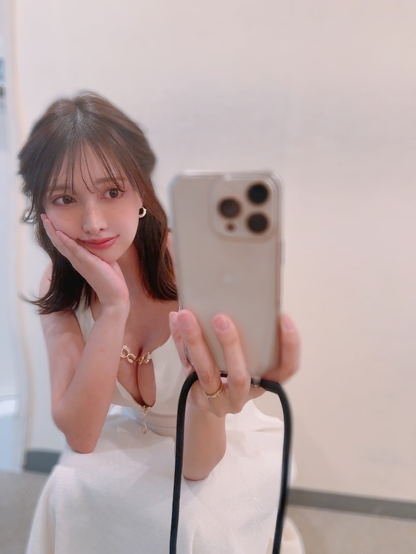 夏目 梨仔