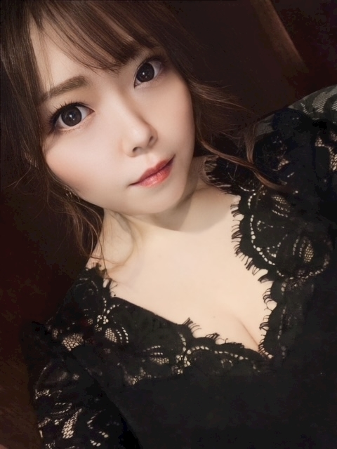 夏樹 あや