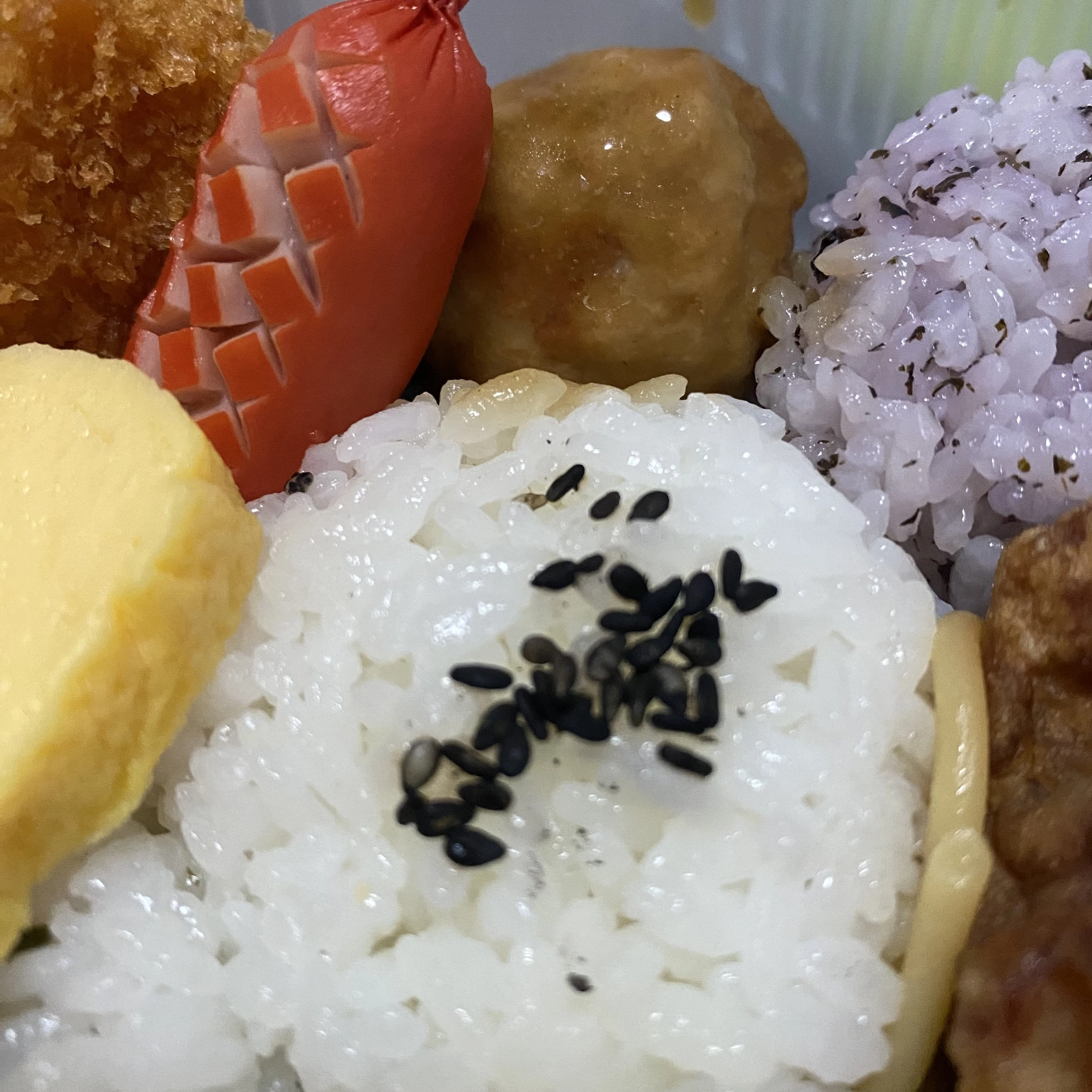 ひぃな