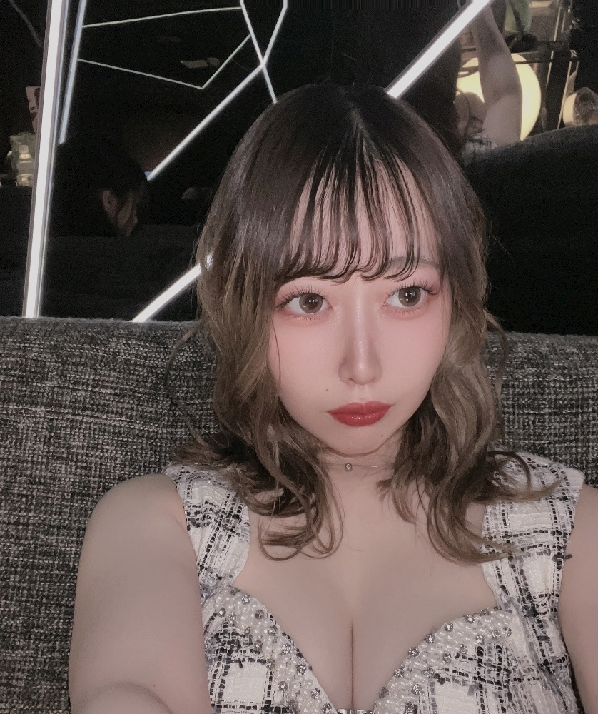 乙川 ゆあ