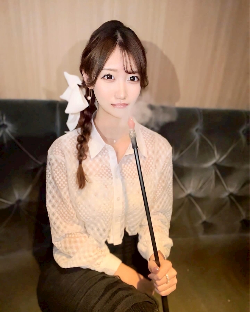 美波 ななみ