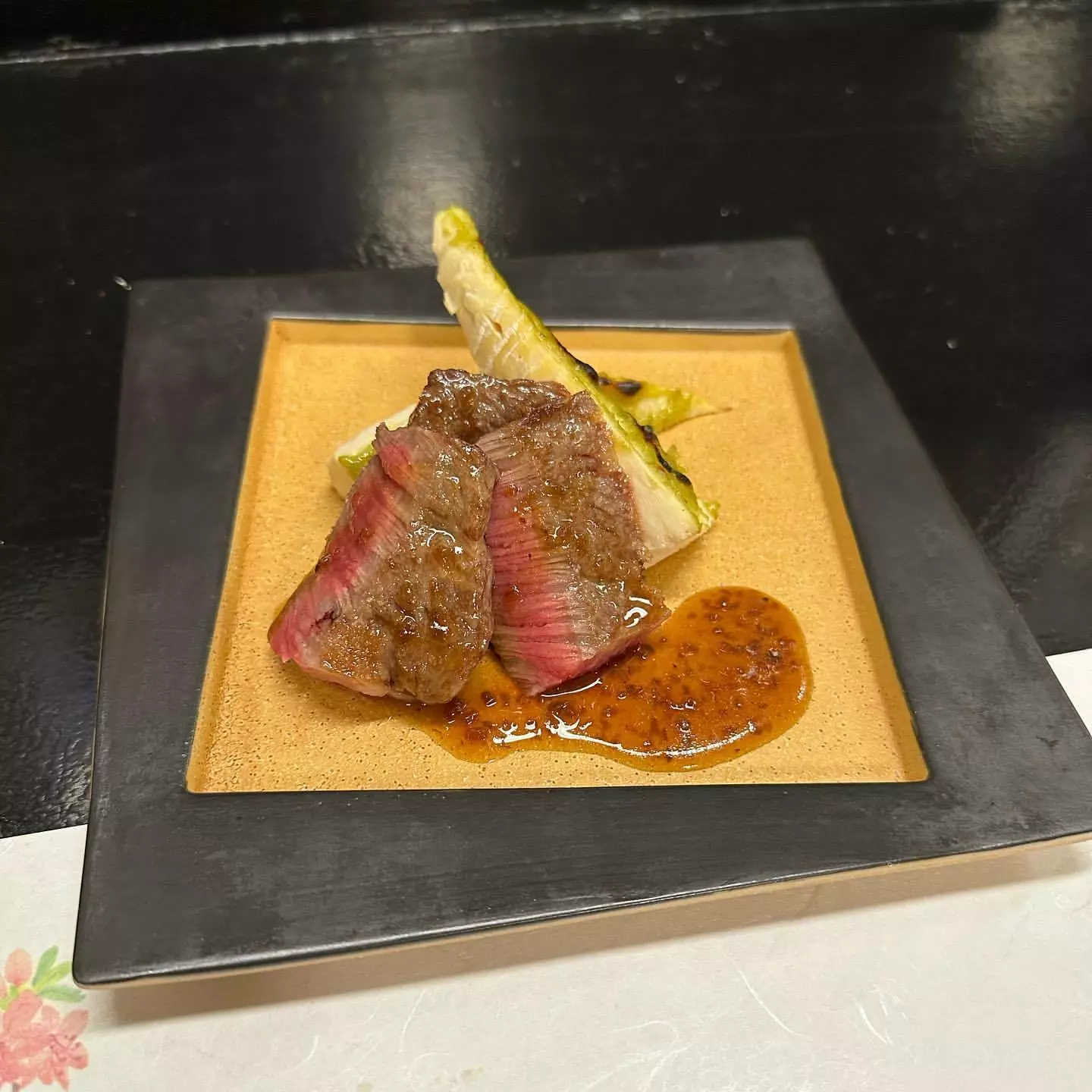 麻貴