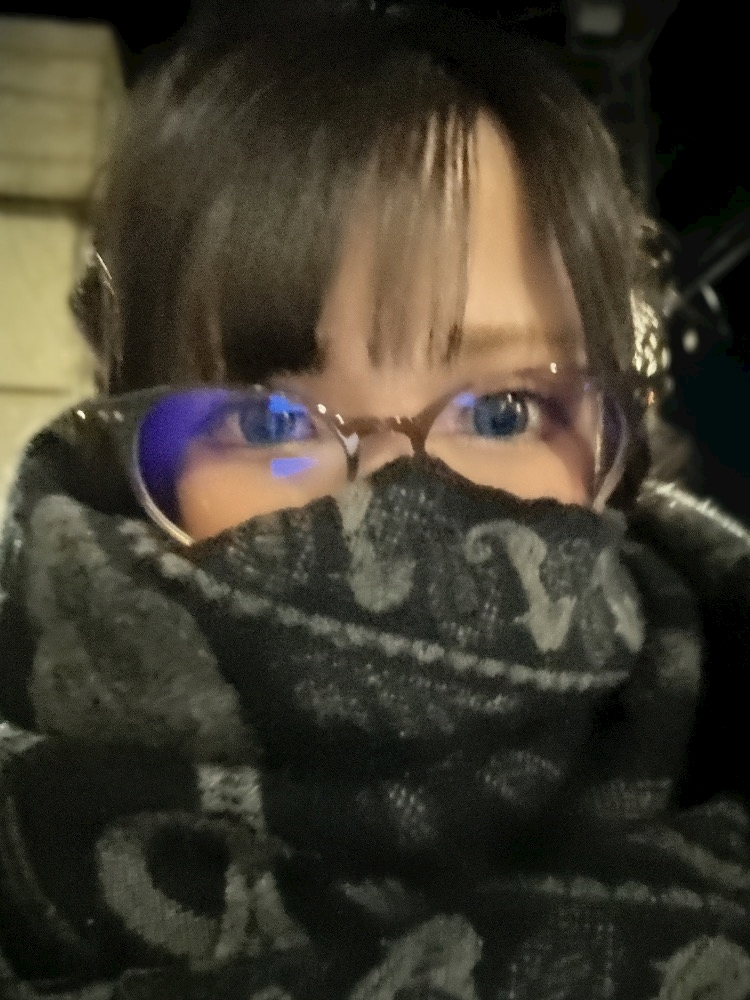 めい