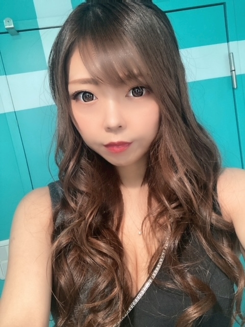 夏樹 あや