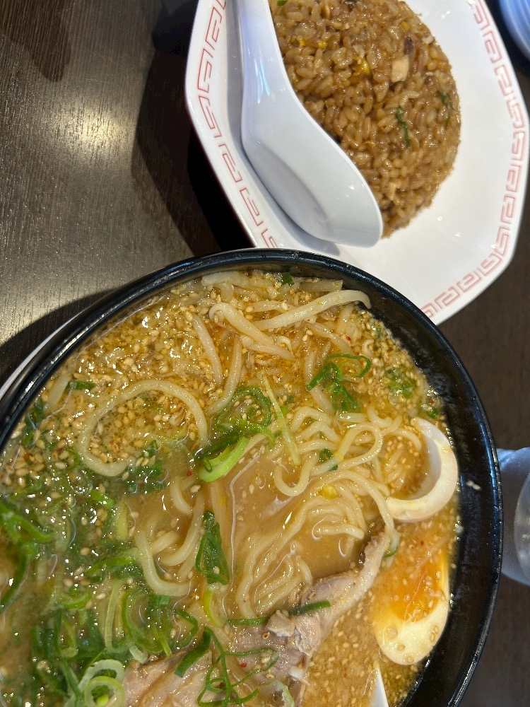 泙野 すず
