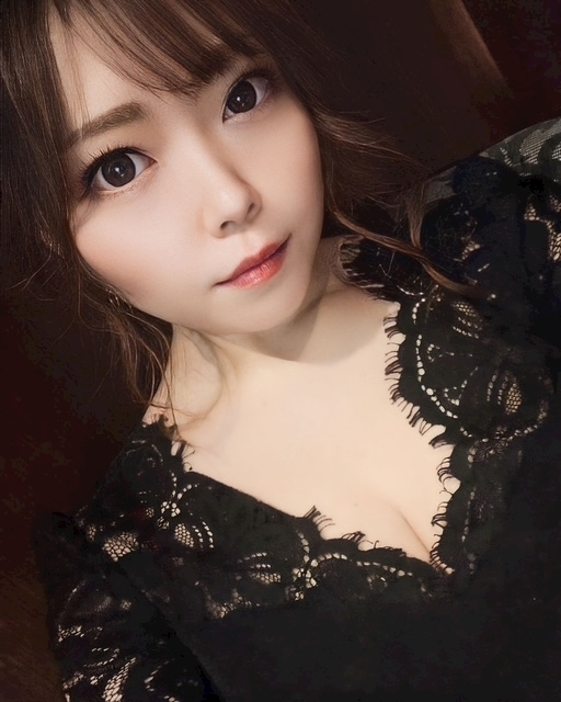 夏樹 あや