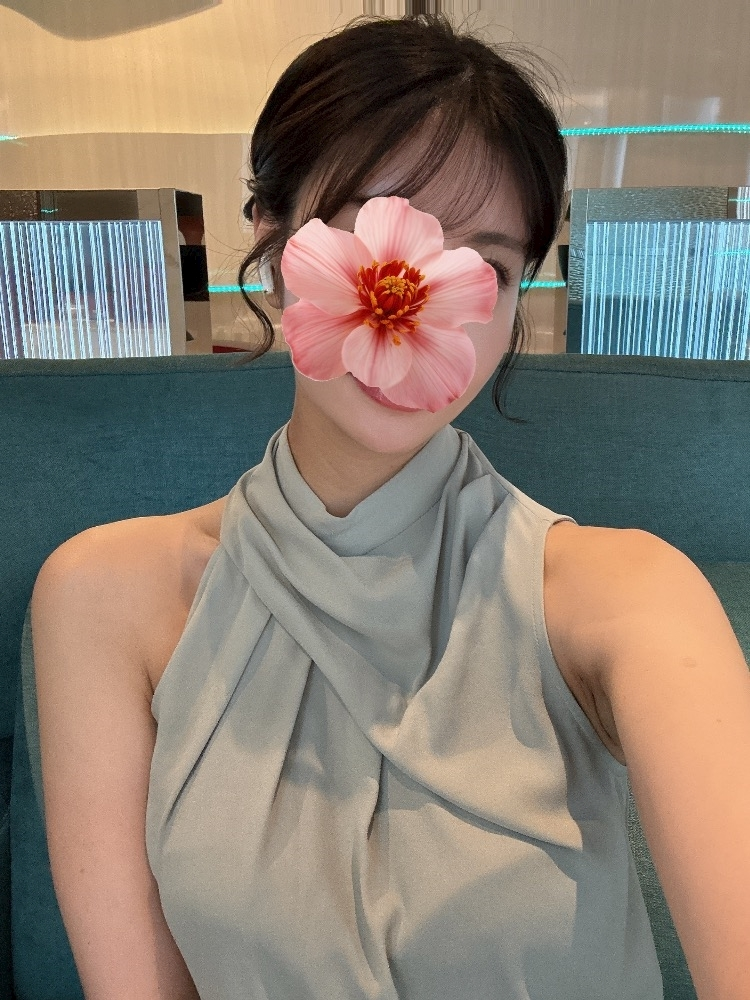 泉 りさ
