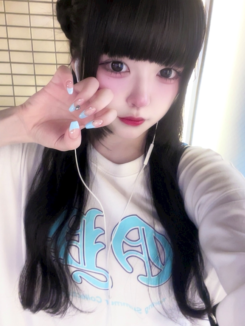 みあ