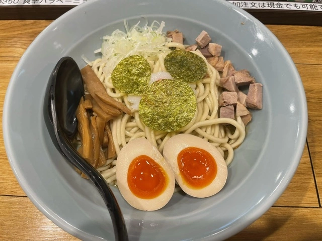 ちなつ