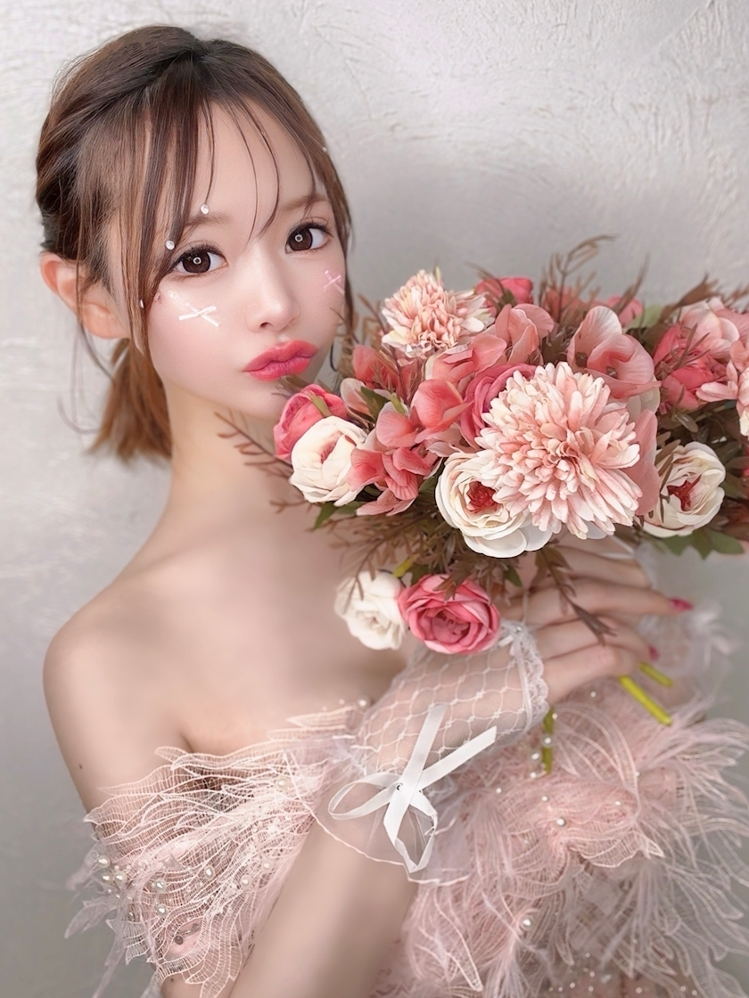 葉月 りほ