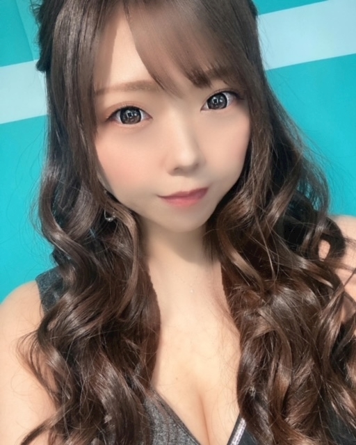 夏樹 あや