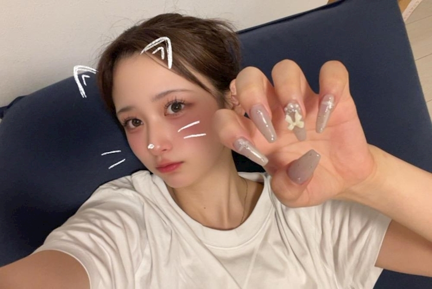 真白 あい
