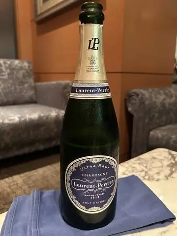 紫月 あやか