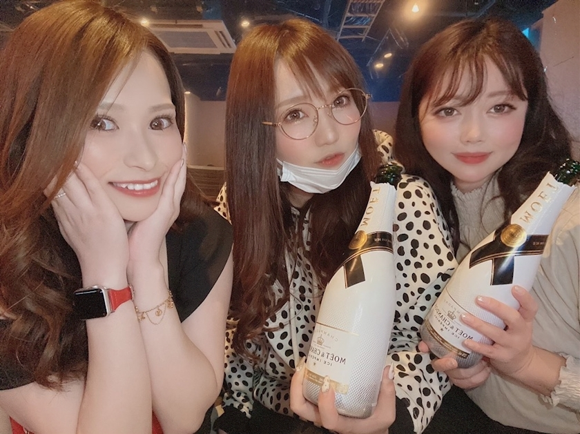 妃 えりな