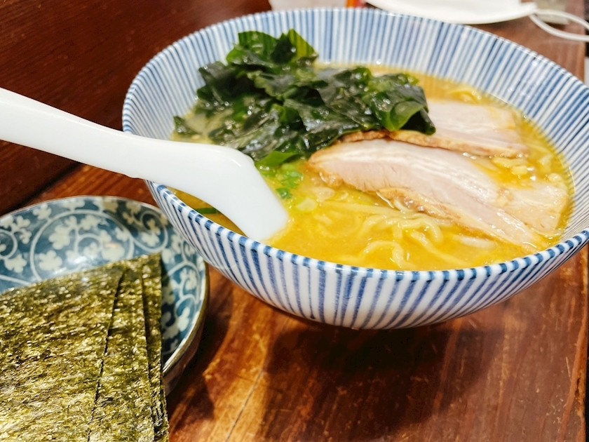 めい