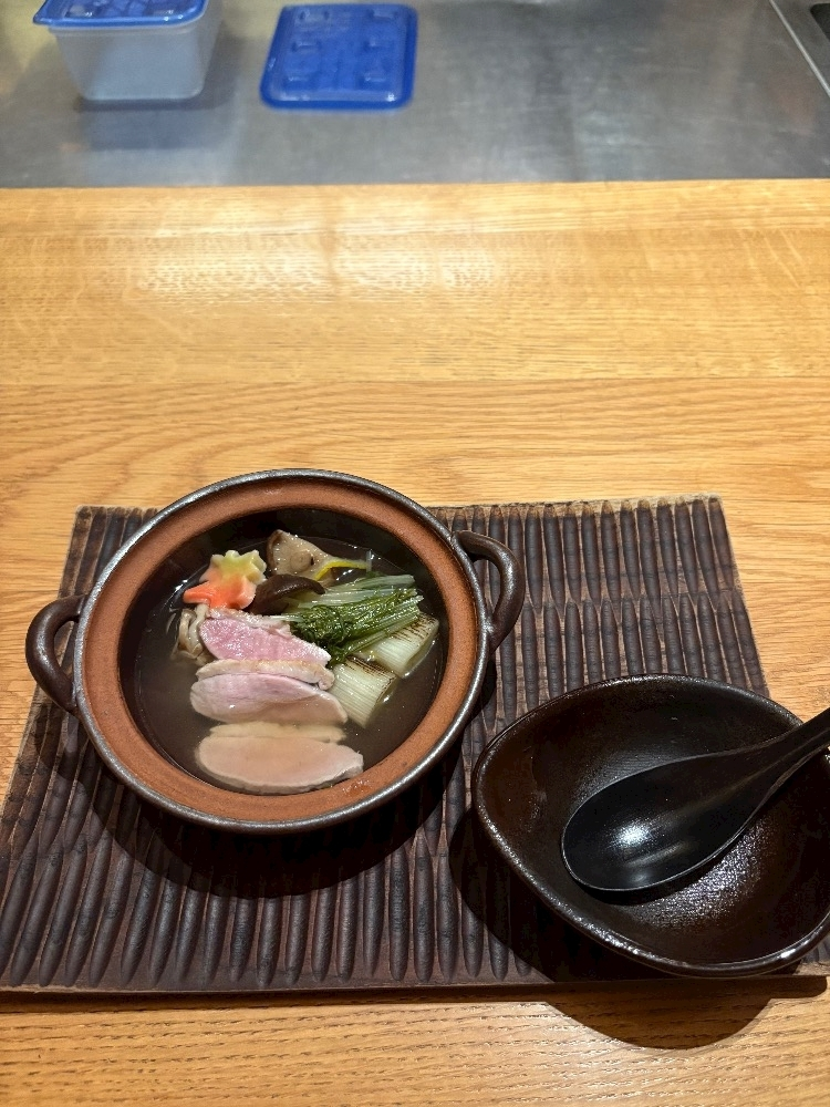 佐野 エマ