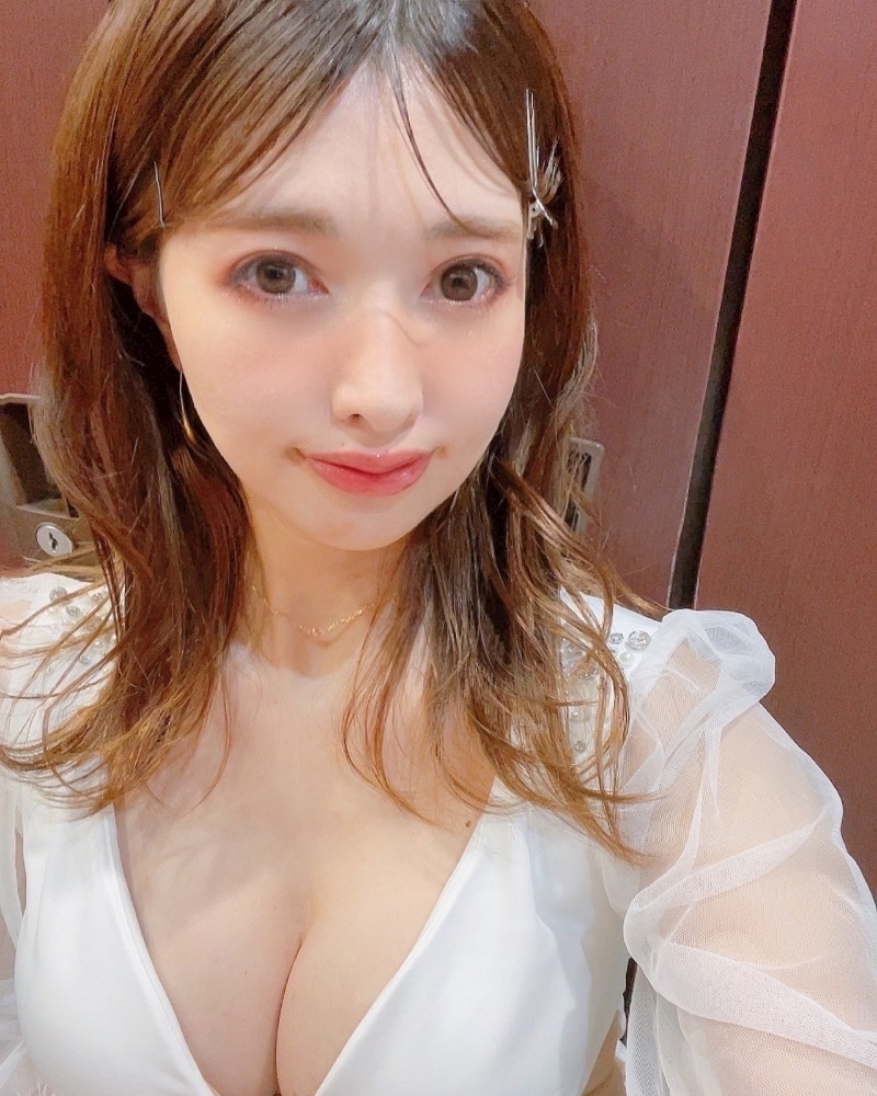 夏目 りょうこ