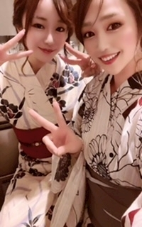 こう