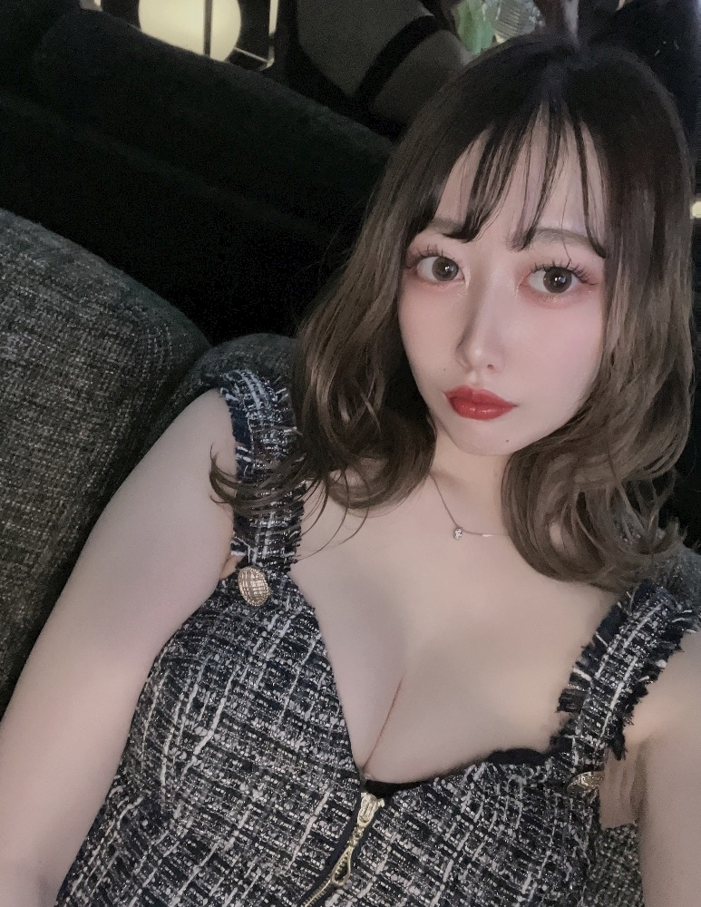乙川 ゆあ