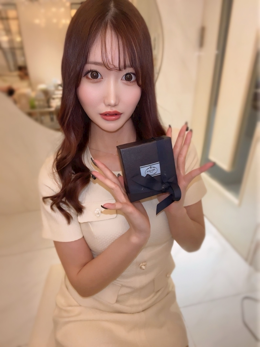 美波 ななみ