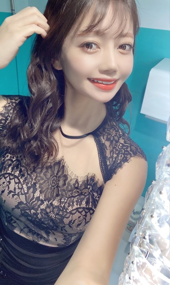 妃 えりな