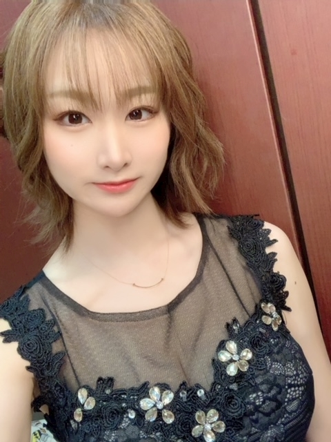 妃乃 すず