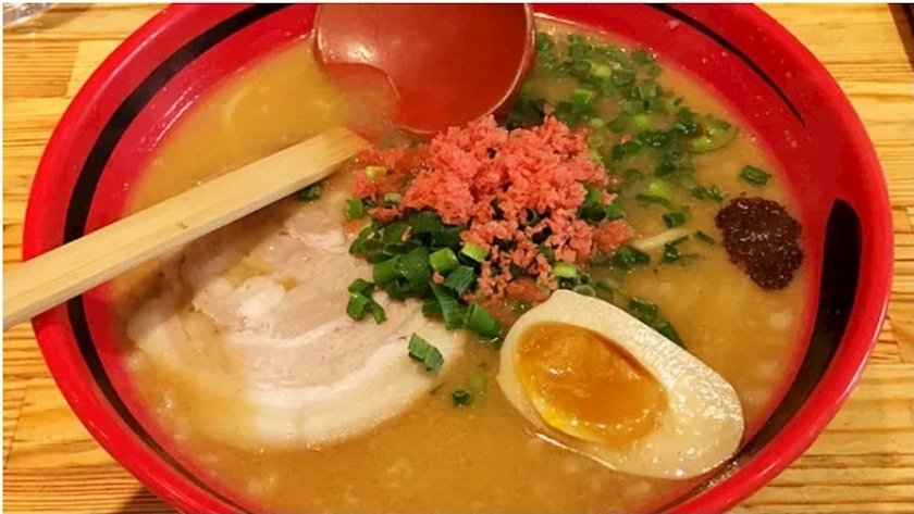 エミ （スタッフ）