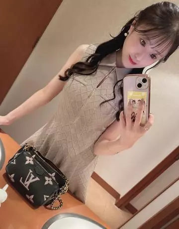 紫月 あやか