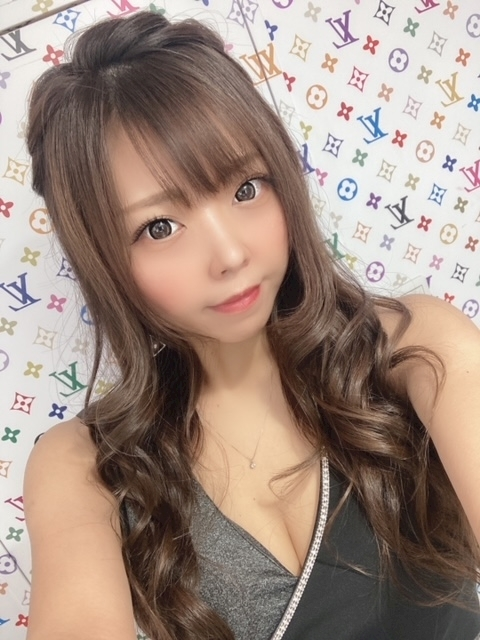 夏樹 あや
