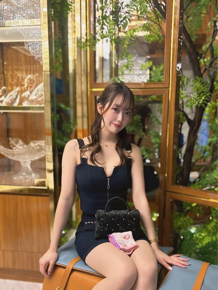 乙川 ゆあ
