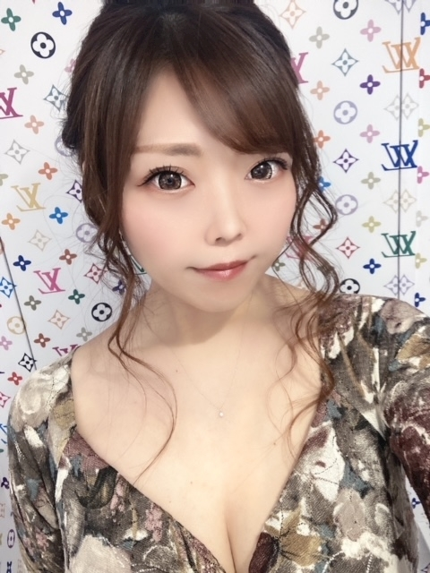 夏樹 あや