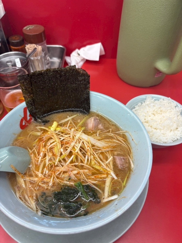 佐野 エマ