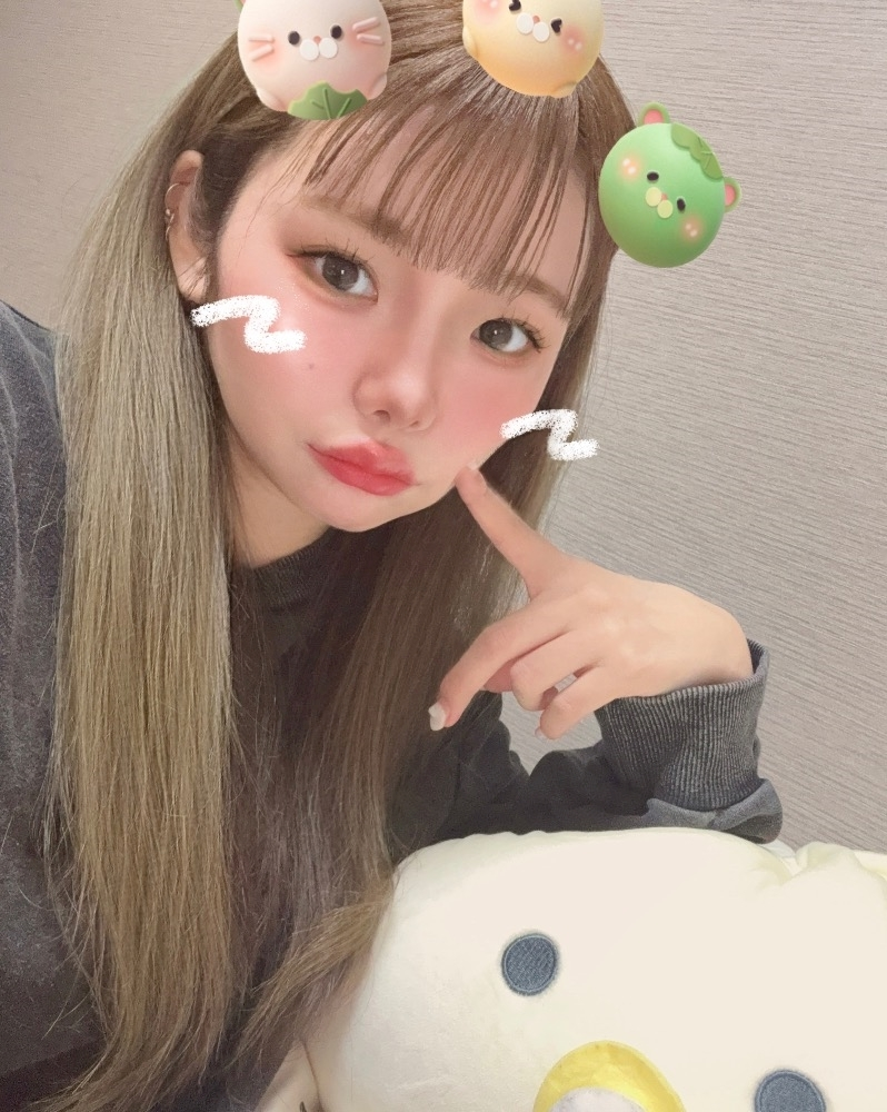 あみな