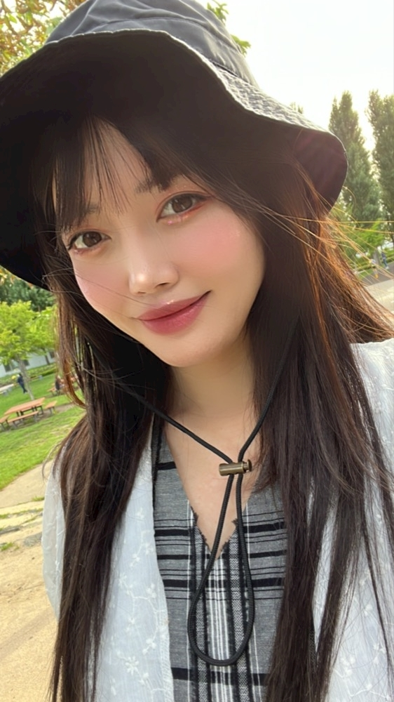 妃 えりな