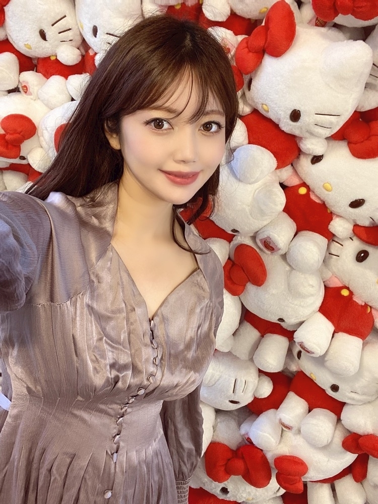妃 えりな