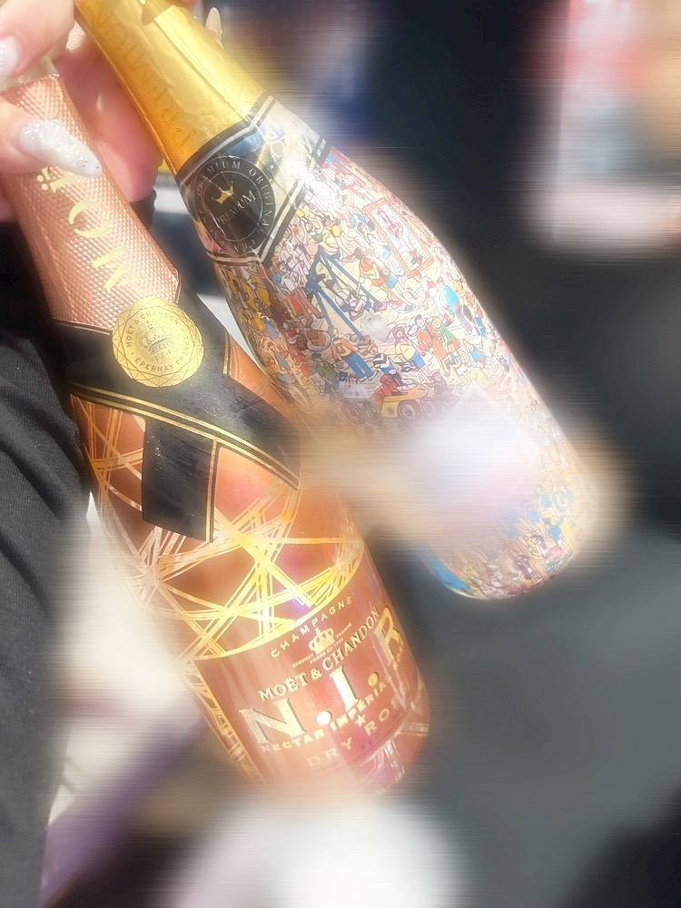 かびるんるんさわ