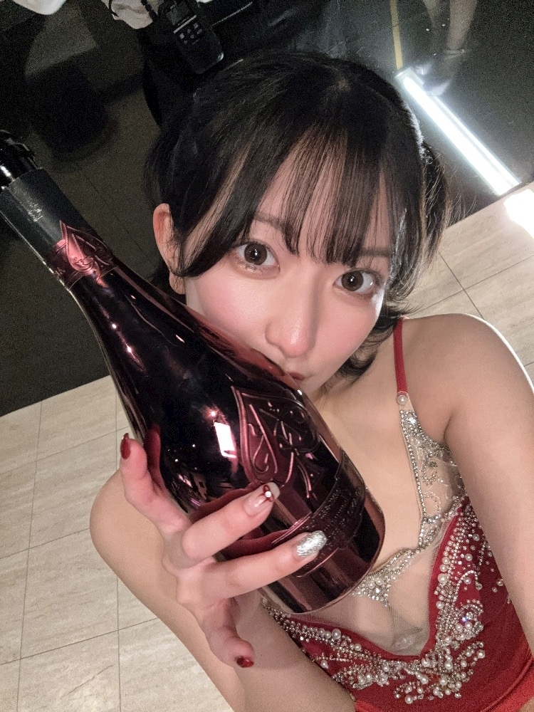 神楽 むぎ
