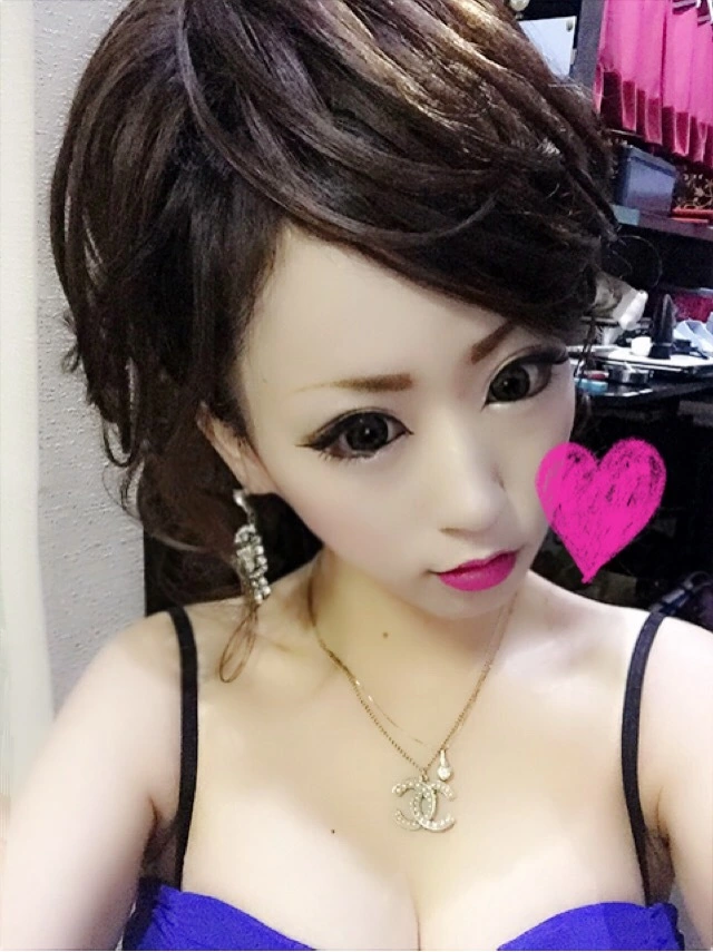 妃 えりか