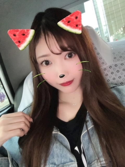 美波 ななみ